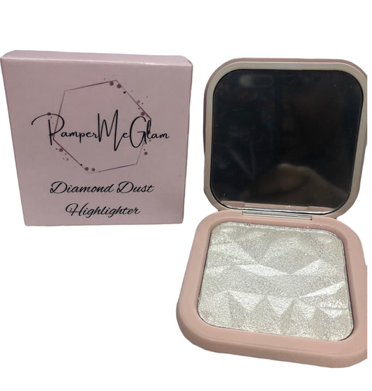 Diamond Dust Highlighter in Beautie